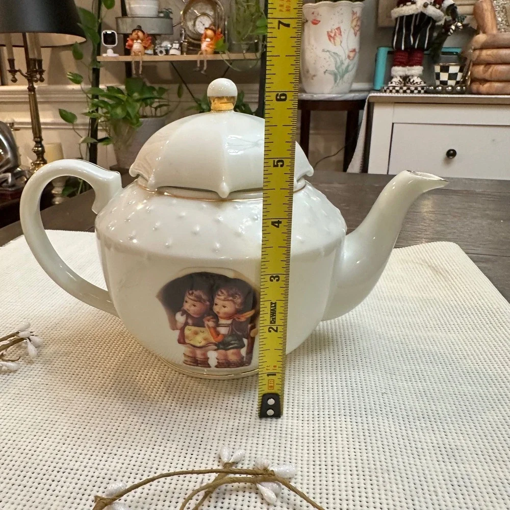 M.‎ J. Hummel Porcelain Tea Set Danbury Mint Umbrella Boy Girl Vintage 3 pc set
